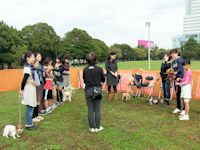 インストラクター